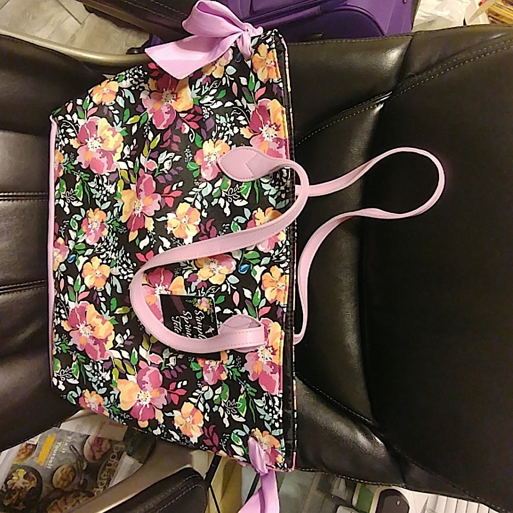 Floral Tote polyester & vinyl